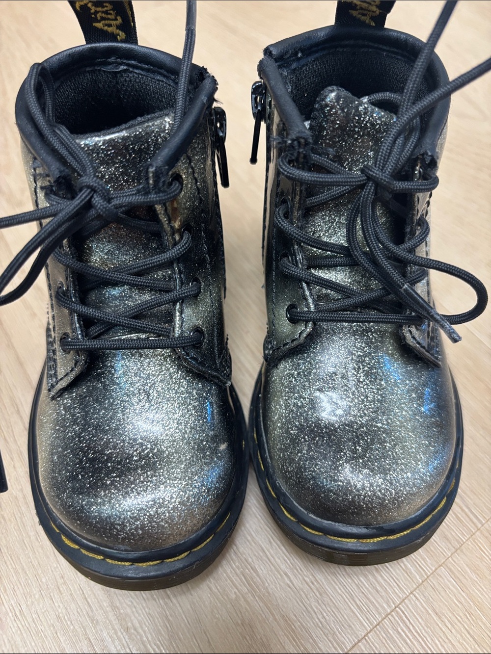 Dr. Martens Kids Metallic Silver Glitter Lace-Up Boots